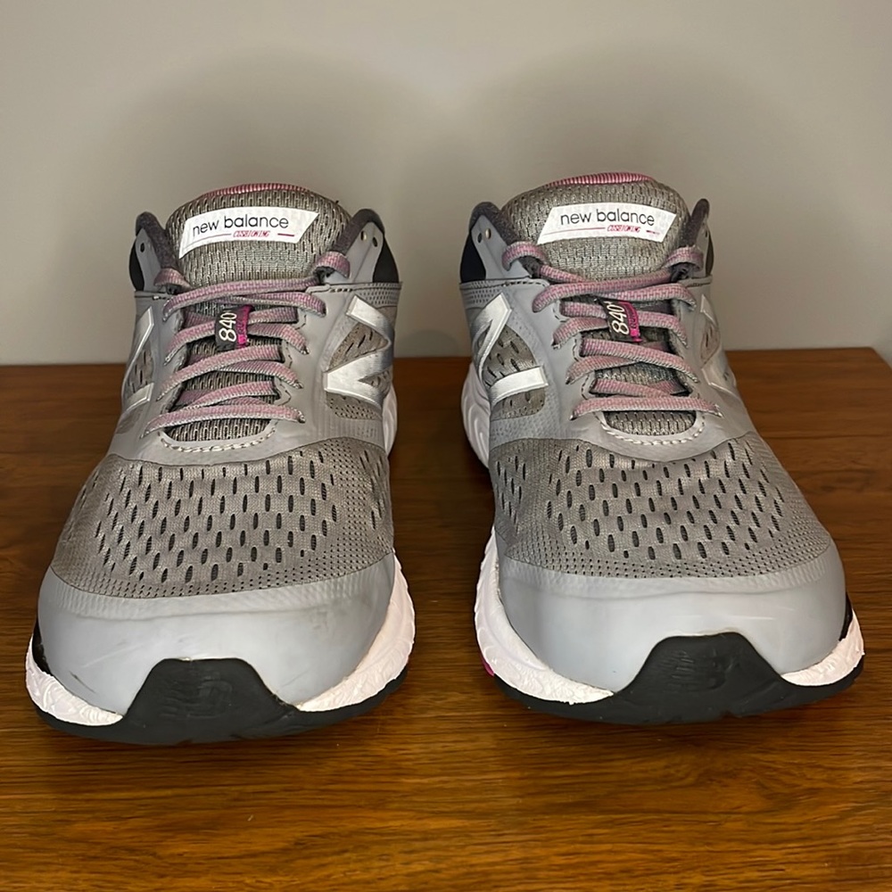 NEW BALANCE 840v4 RUNNING | WOMENS Size 11 - Picture 3 of 12